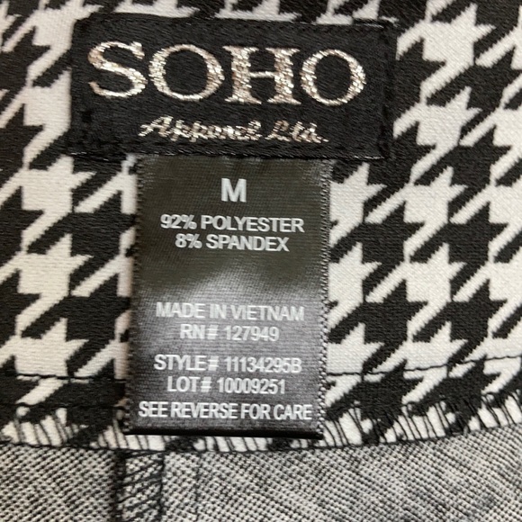 Soho Black/White Houndstooth Print Stretch Pants - Picture 9 of 9